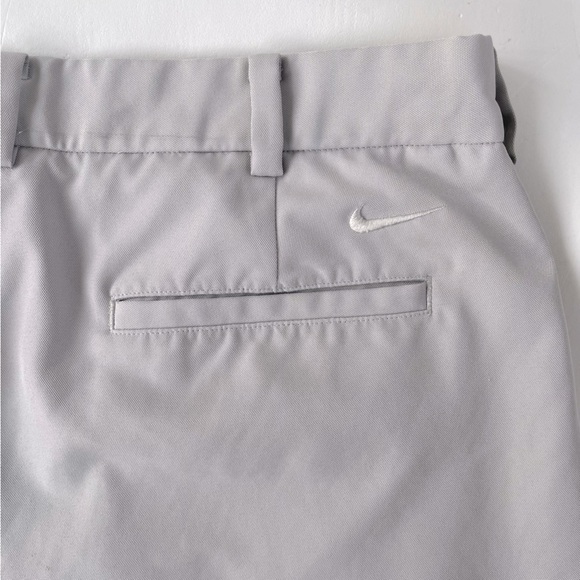 Nike Golf Men's Khaki Gray Shorts SIze 32 Medium - Picture 5 of 7